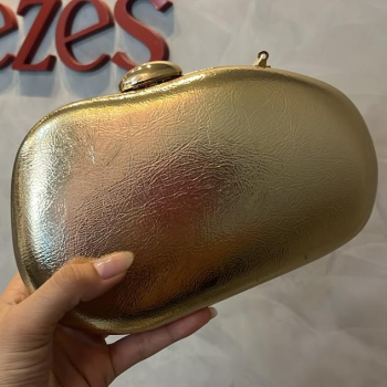 Clutch Dourada-L//Lore